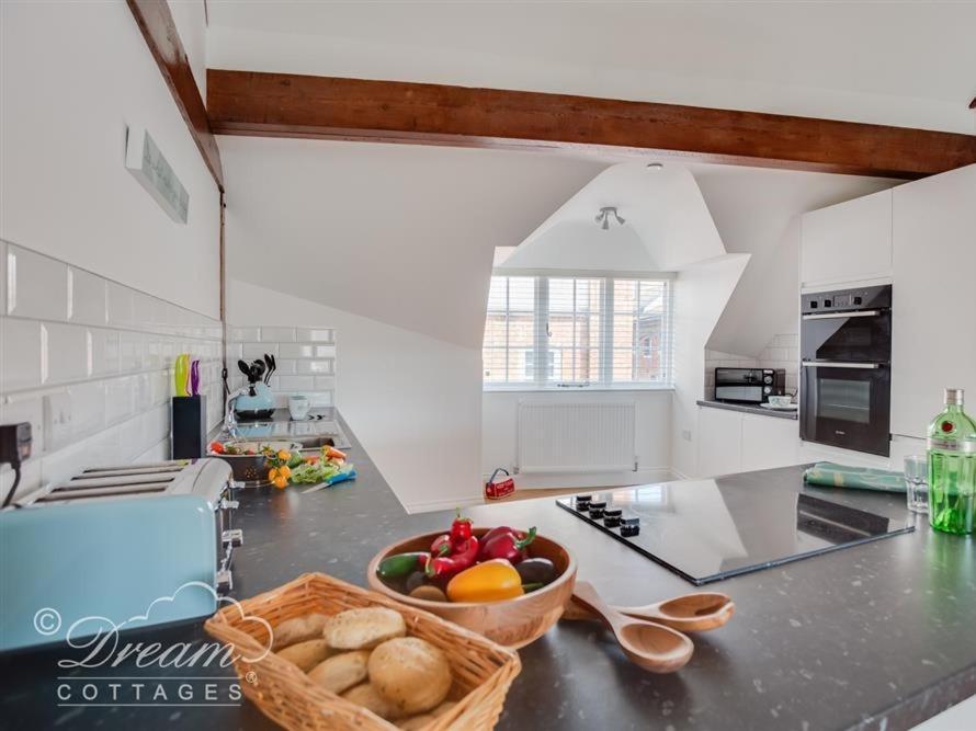 Old Coastguard Apartment 3 Weymouth Bagian luar foto